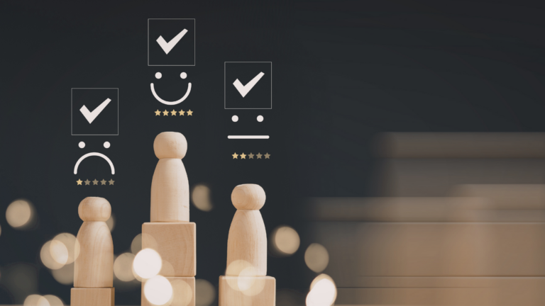 Sagome che raffigurano la misurazione della performance lavorativa.