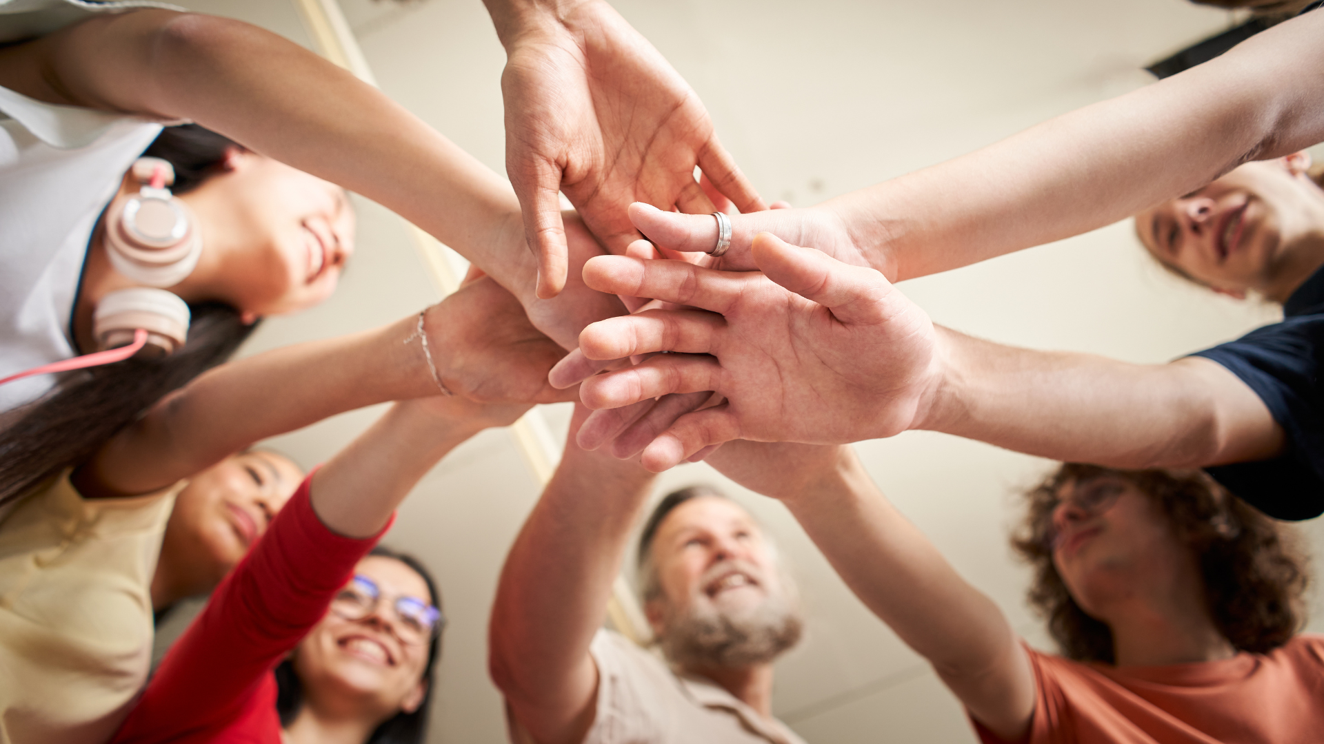 Unione e senso di solidarietà dati dal volontariato d'impresa.